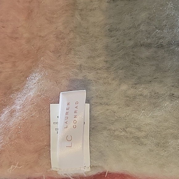 Lauren Conrad Scarf - Picture 3 of 7